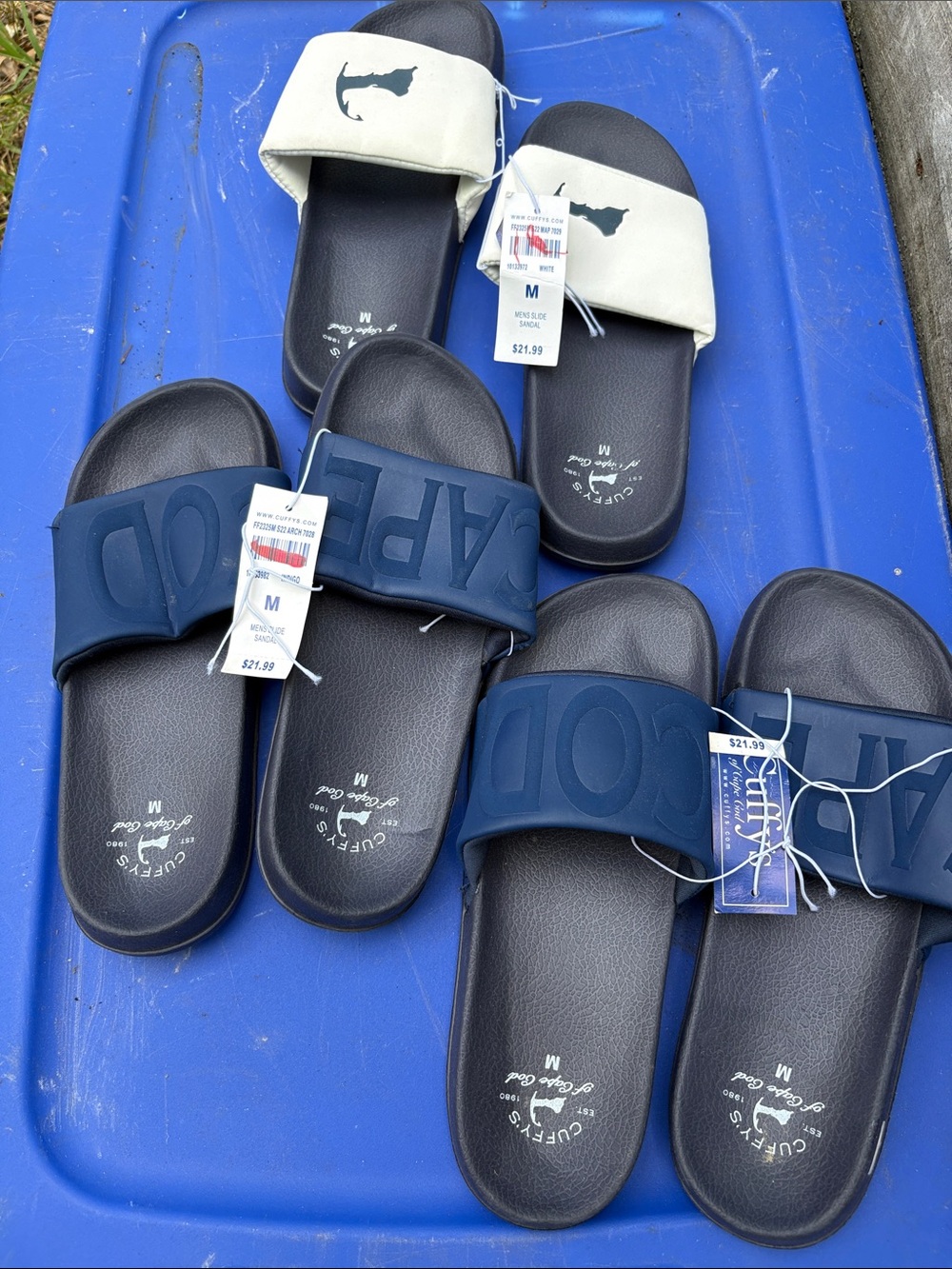 Cuffy’s Cape Cod medium slip on sandals. NWT!!